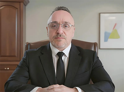 Rogelio Corral, Director y Profesor